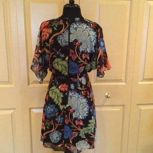 Alice + Olivia | Dresses | Alice Olivia Floral Dress | Poshmark